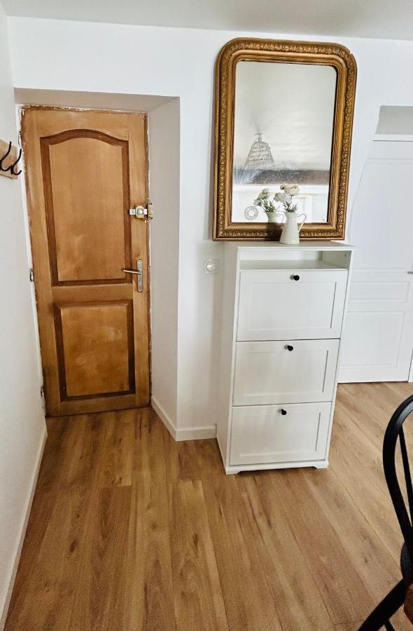 Au Coeur De Apartment